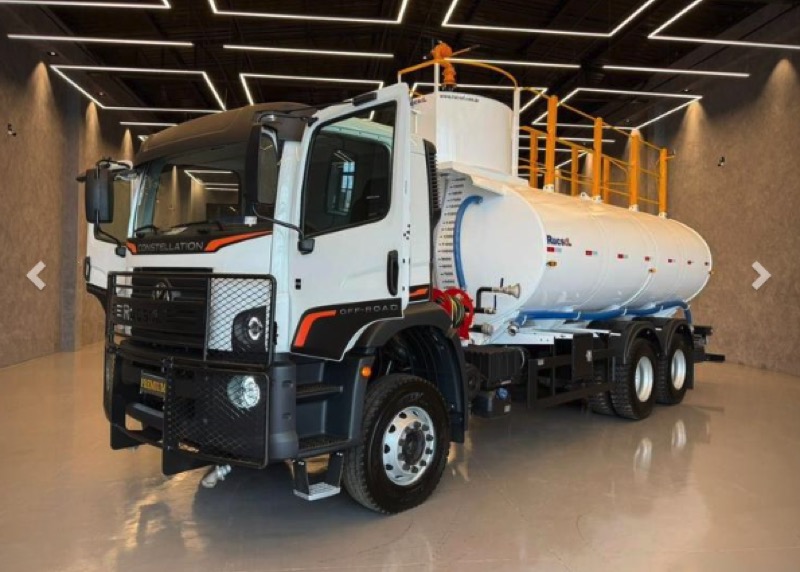 Caminhão Pipa - Top Locações